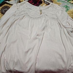 Creme Maurices Blouse